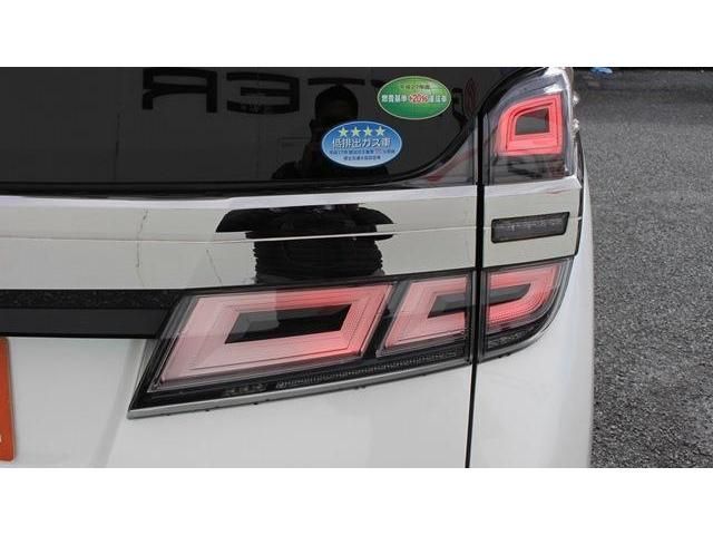 Toyota VELLFIRE 2018-03 20804-13