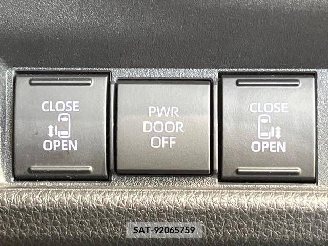 Toyota SIENTA 2023-01 285052-5