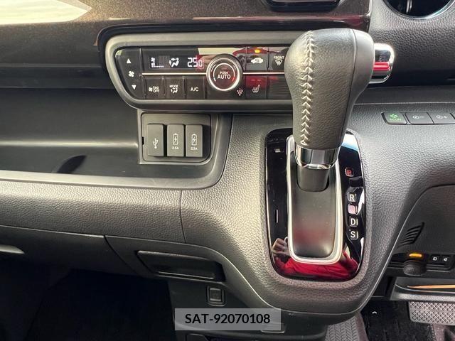 Honda N BOX CUSTOM 2020-04 232247-17