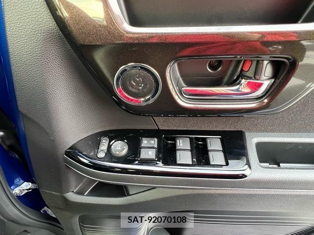 Honda N BOX CUSTOM 2020-04 232247-11