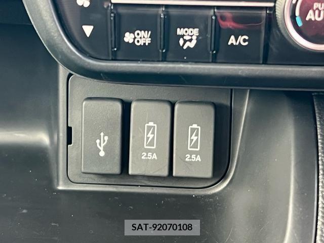 Honda N BOX CUSTOM 2020-04 232247-23