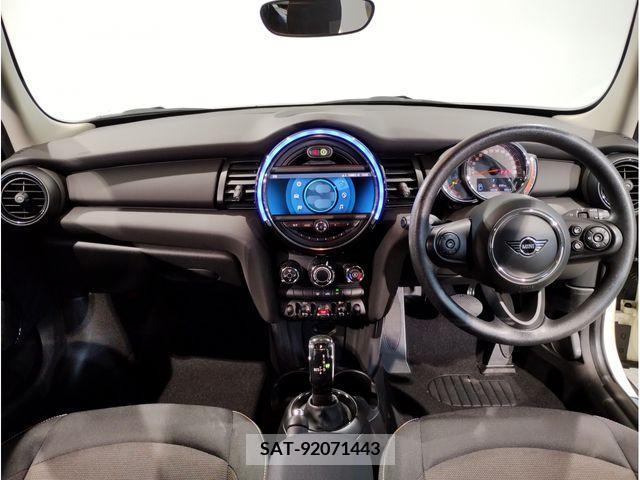 Bmw MINI 2021-03 240995-16