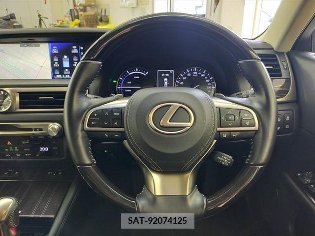 Lexus GS 2016-07 300148-10