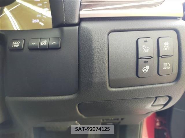 Lexus GS 2016-07 300148-5