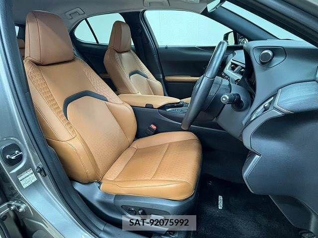 Lexus UX 2019-12 275933-4