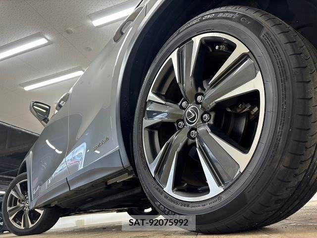 Lexus UX 2019-12 275933-18