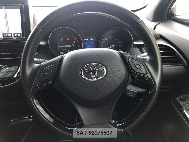 Toyota C-HR 2018-06 380337-9
