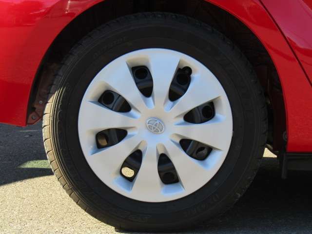 Toyota AQUA 2012-11 182476-8