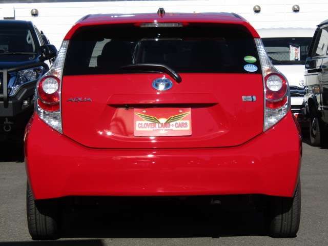 Toyota AQUA 2012-11 182476-4