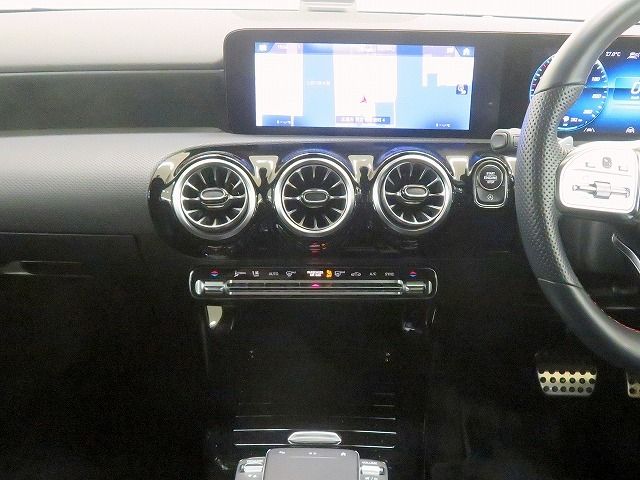 Mercedes Benz A-CLASS 2022-08 5141-3