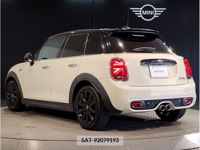 Bmw MINI 2019-06 347107-6