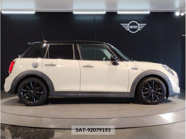 Bmw MINI 2019-06 347107-7