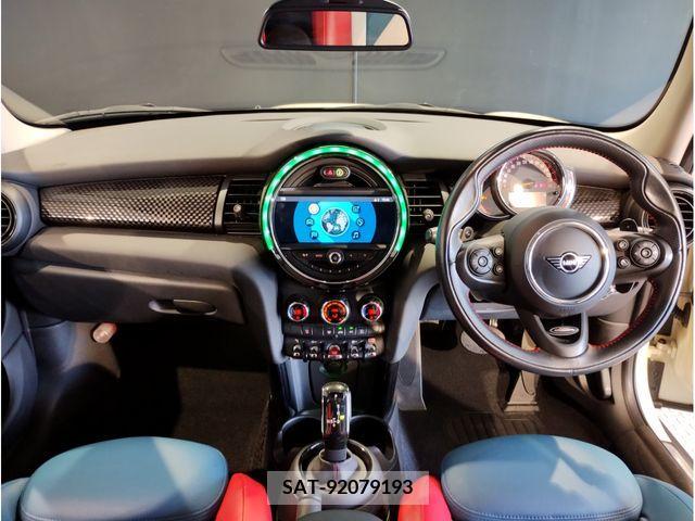 Bmw MINI 2019-06 347107-1