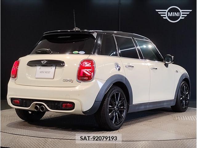 Bmw MINI 2019-06 347107-2