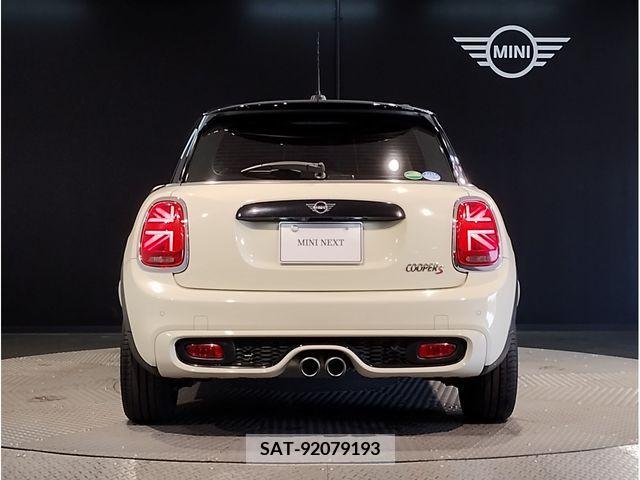 Bmw MINI 2019-06 347107-4