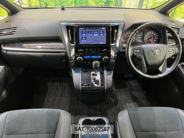 Toyota VELLFIRE 2021-01 299496-1