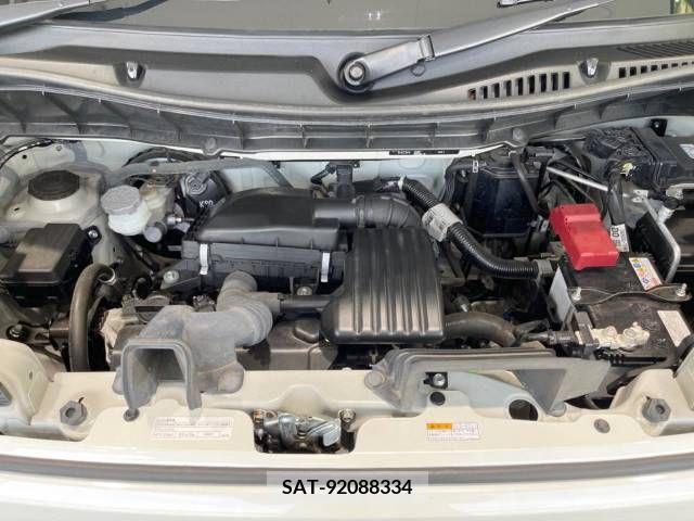 Suzuki SPACIA 2022-08 330257-18