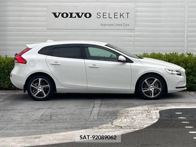 Volvo V40 2018-02 329873-19