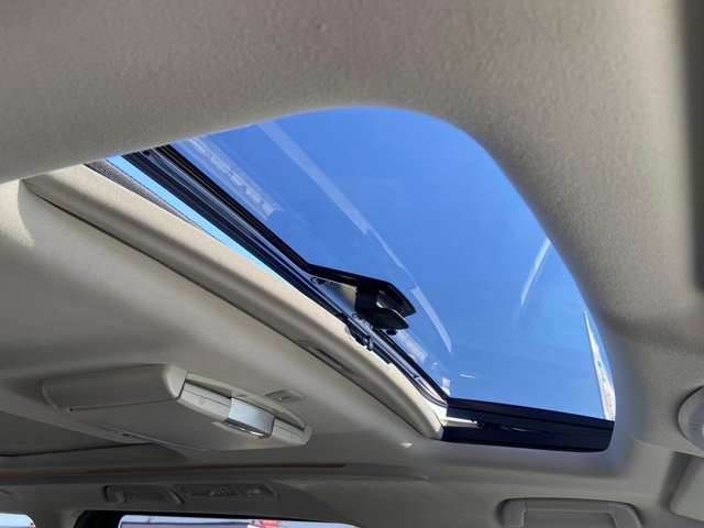 Toyota VELLFIRE 2012-03 194032-11