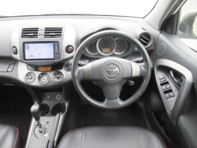 Toyota RAV4 2011-09 188739-19