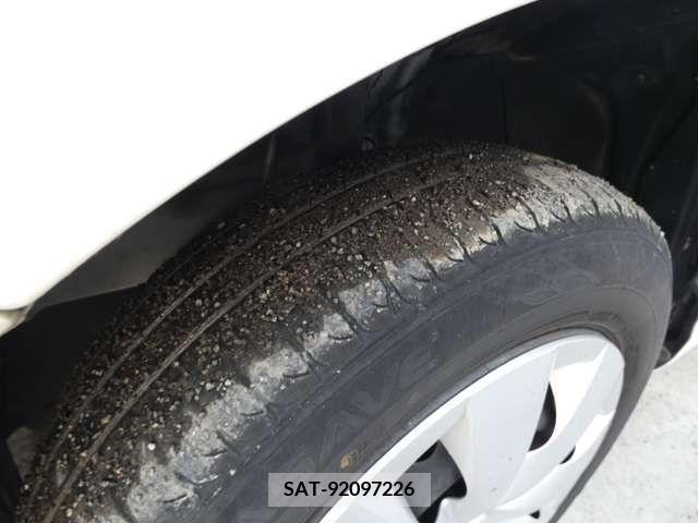Toyota AQUA 2016-12 314059-15