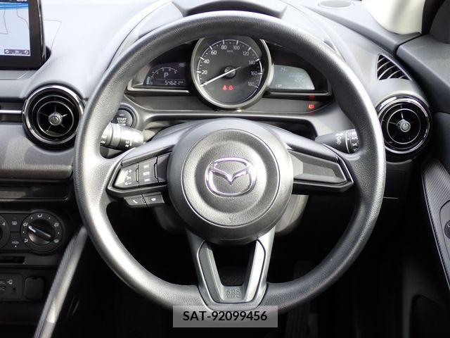Mazda MAZDA2 2021-11 219654-15
