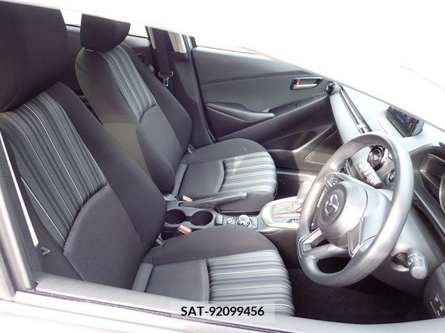 Mazda MAZDA2 2021-11 219654-17