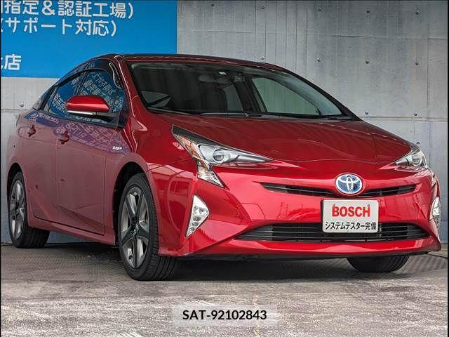 Toyota PRIUS 2016-04 282103-8