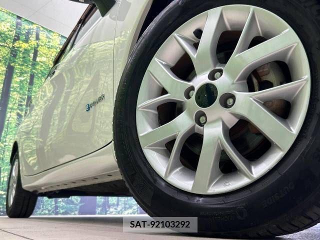 Nissan NOTE 2019-05 350534-13