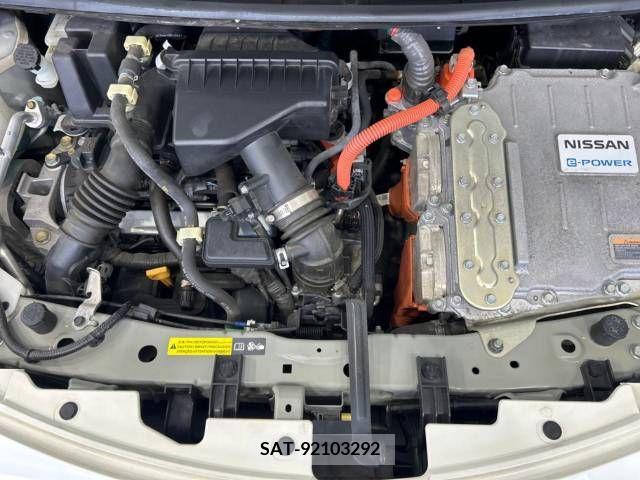 Nissan NOTE 2019-05 350534-18