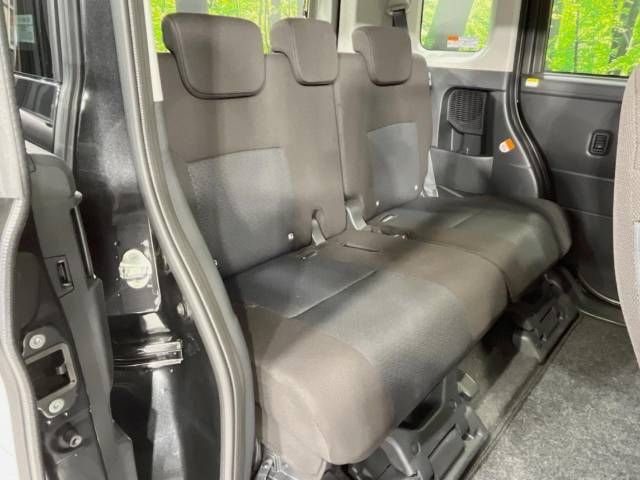 Toyota ROOMY 2023-05 20666-10