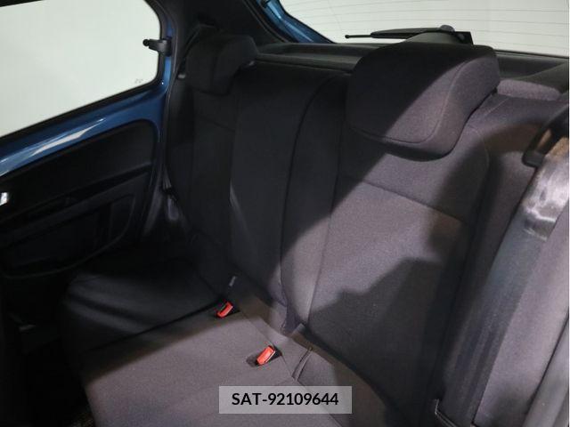 VolksWagen UP! 2017-07 219657-16