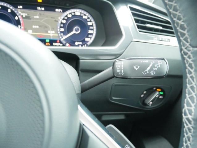 VolksWagen TIGUAN 2017-01 13293-17