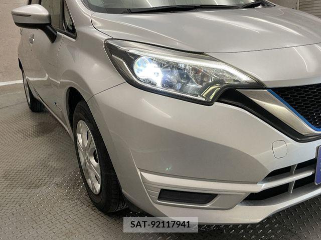 Nissan NOTE 2017-02 305354-8