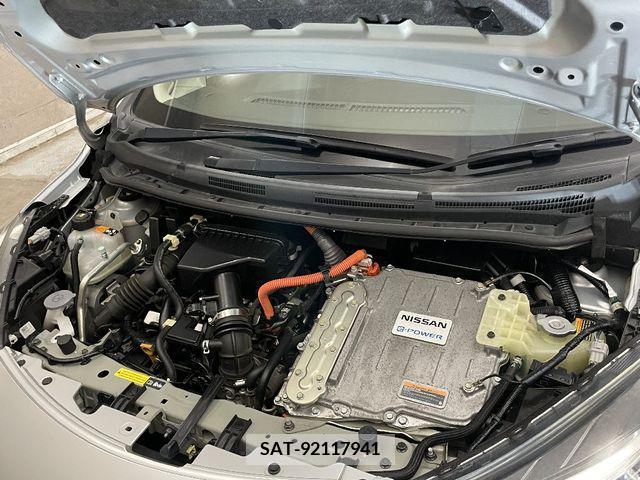 Nissan NOTE 2017-02 305354-24