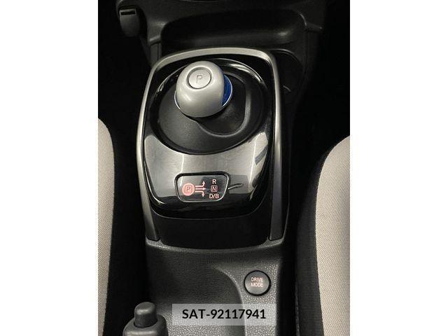 Nissan NOTE 2017-02 305354-18