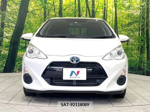 Toyota AQUA 2016-03 260277-14