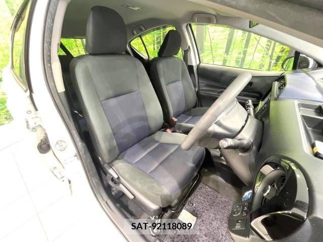 Toyota AQUA 2016-03 260277-8