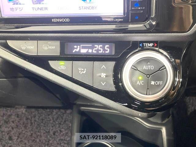 Toyota AQUA 2016-03 260277-6
