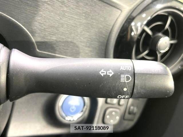 Toyota AQUA 2016-03 260277-5