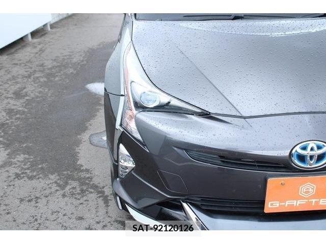 Toyota PRIUS 2016-06 322326-10