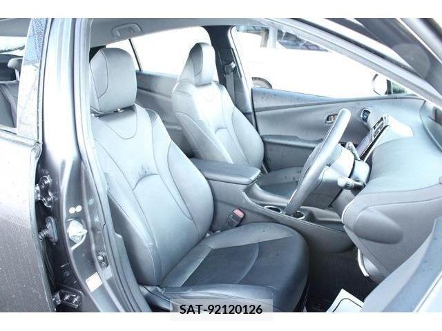 Toyota PRIUS 2016-06 322326-13