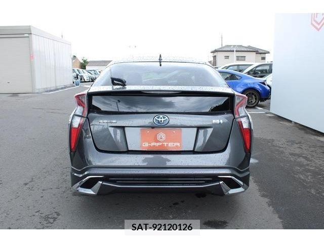 Toyota PRIUS 2016-06 322326-8