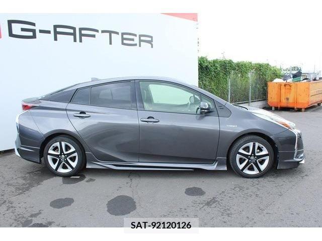 Toyota PRIUS 2016-06 322326-7