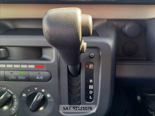 Suzuki MR WAGON 2013-01 214345-13