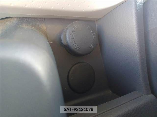 Suzuki MR WAGON 2013-01 214345-15