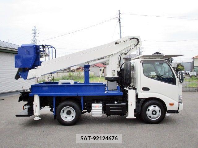 Hino DUTRO 2020-01 342392-2