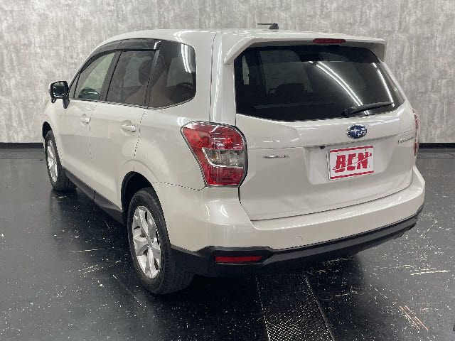 Subaru FORESTER 2013-08 195318-8