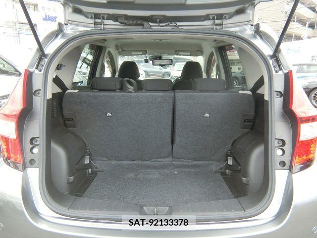 Nissan NOTE 2017-04 210669-8