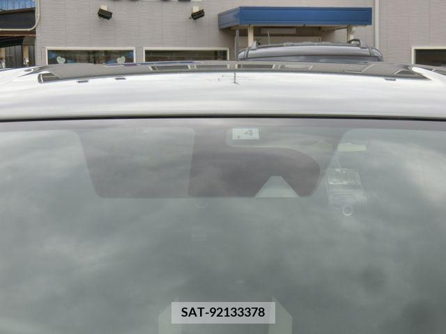 Nissan NOTE 2017-04 210669-13